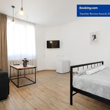 Hotel Twins Tiflis Exterior foto