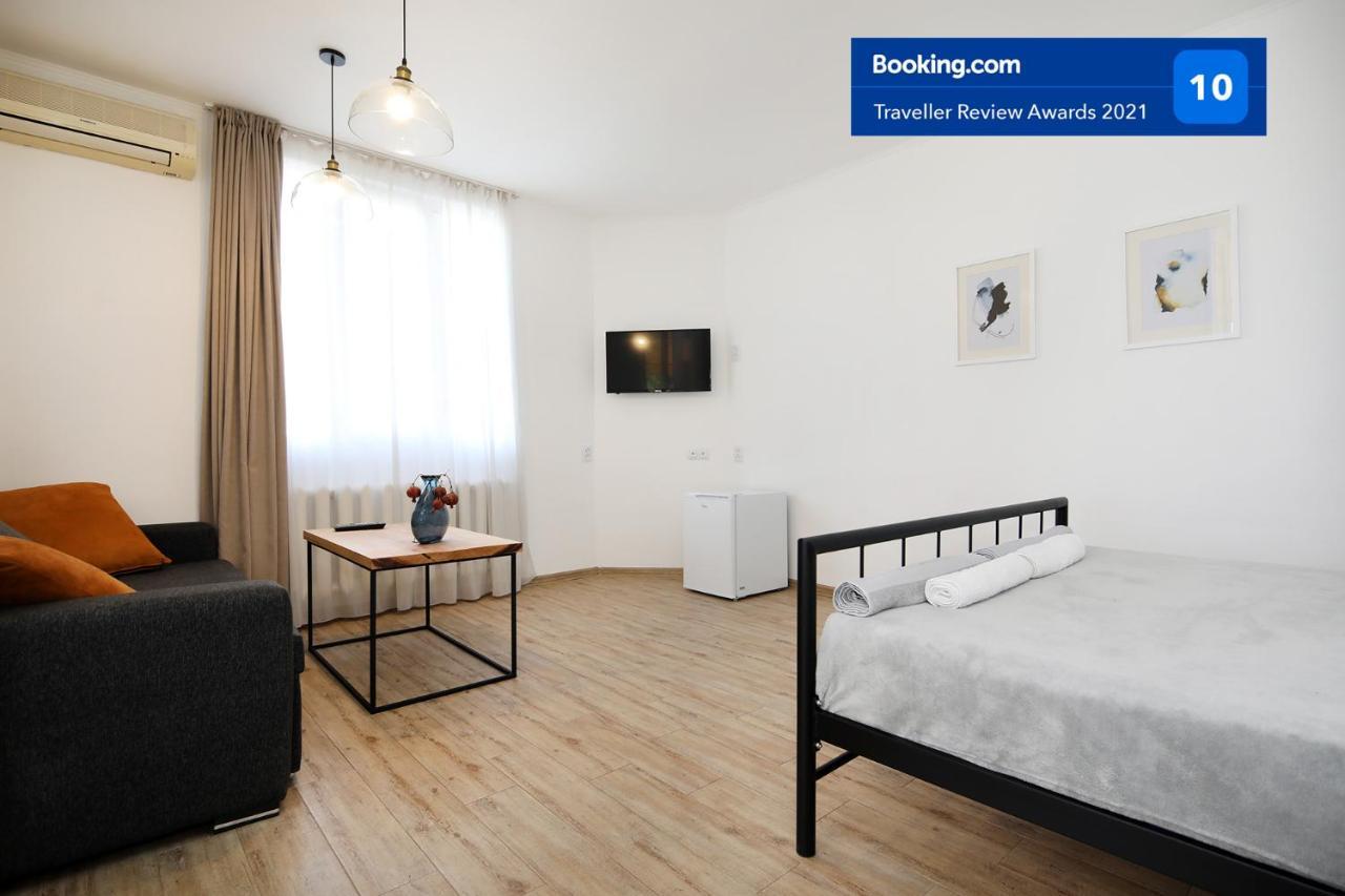 Hotel Twins Tiflis Exterior foto