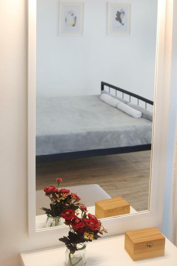 Hotel Twins Tiflis Exterior foto